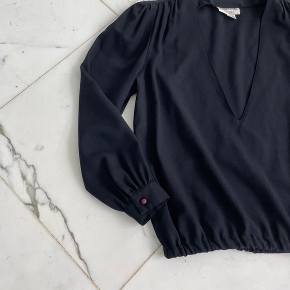 Pierre Cardin 100% Wool Low Cut V Neck Elastic Waist Blouse - Picture 4 of 12